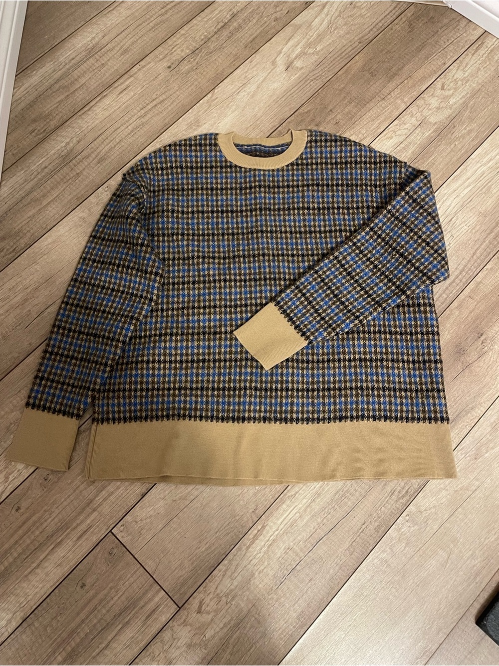 Stella McCartney Blue & Beige Check Virgin Wool Sweater – Size 38 Nw/o tags